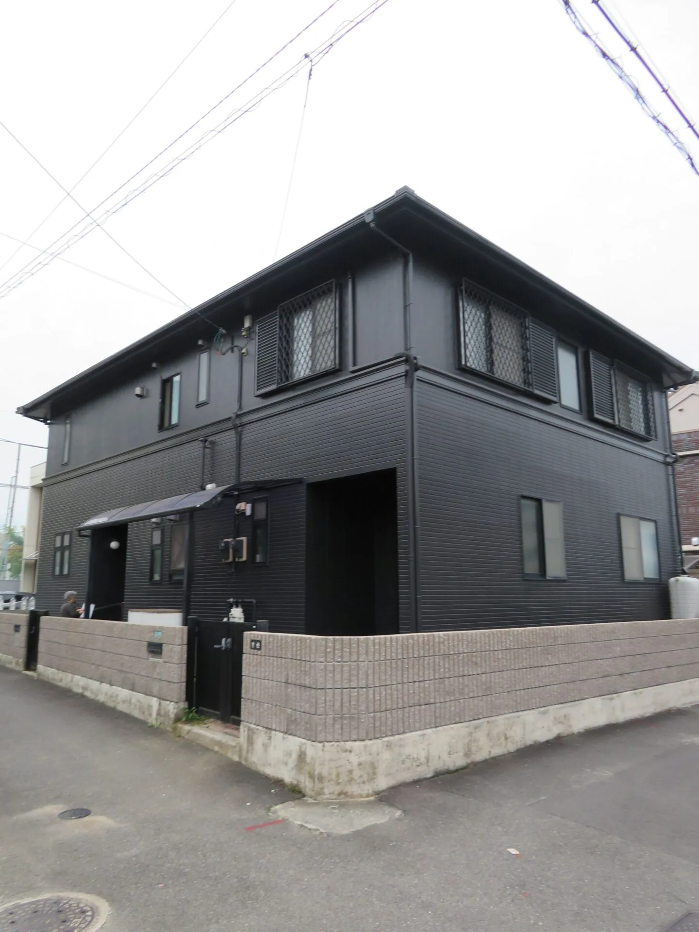 松山市S様邸 外壁塗装・屋根葺き替えの施工後